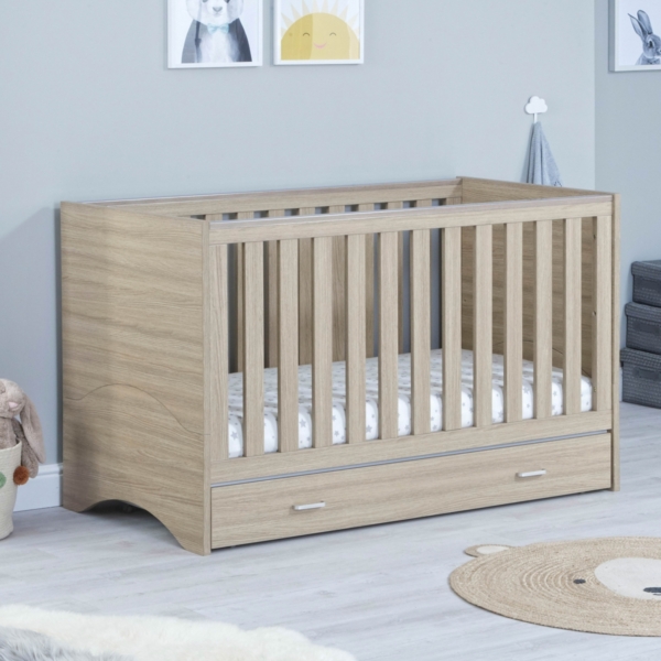 Babymore Veni Cot Bed-Oak