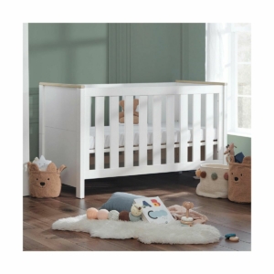 CuddleCo Luna Cot Bed-White/Oak