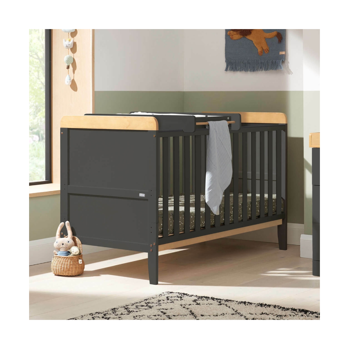 Tutti Bambini Rio Cot Bed Bundle Including Cot Top Changer & Mat