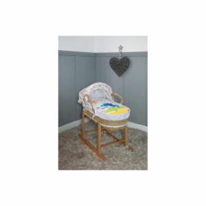 Cuddles Collection Safari Palm Moses Basket with Rocking Stand-W