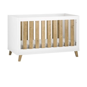 Little Acorns Siriana Cot Bed - White/Oak